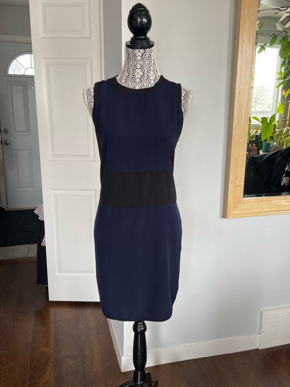 NWT Large Sam Edelman Sheer Back Shift Dress. Navy/Black.